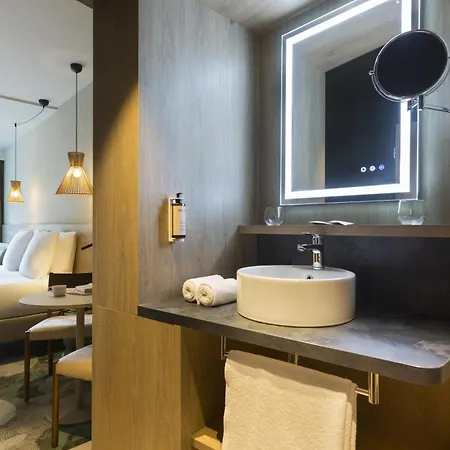 Mercure Centre Arenes Nîmes