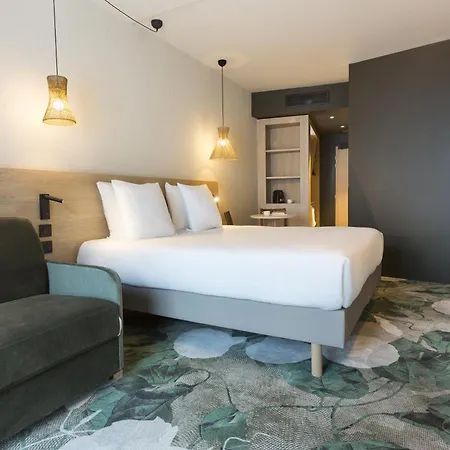 Mercure Centre Arenes Hotel