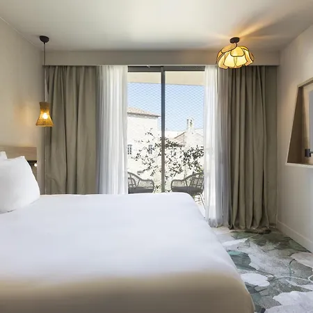 Mercure Centre Arenes Nîmes