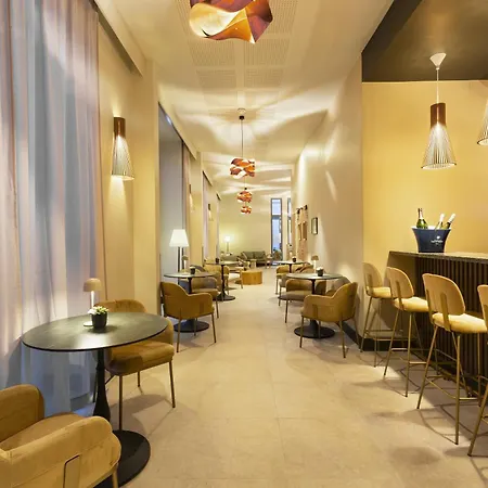 Mercure Centre Arenes * Nîmes