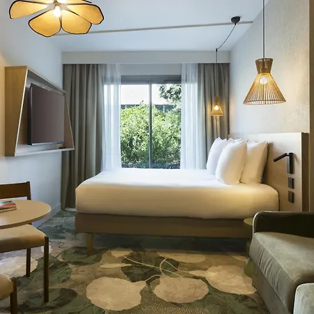 Mercure Centre Arenes Szálloda *