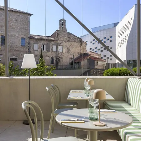 Hotel Mercure Centre Arenes
